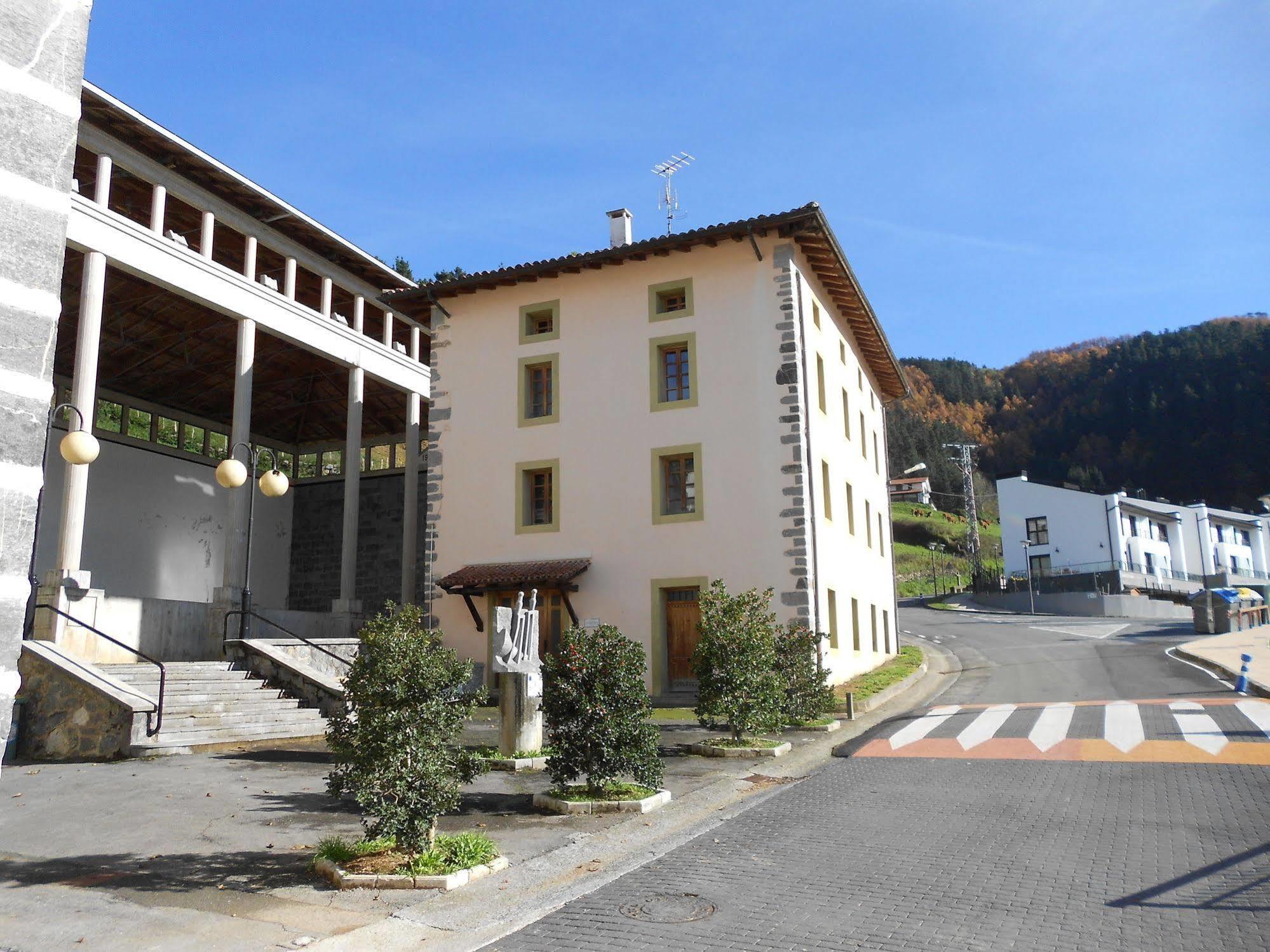 Albergue Ambiental De Beizama - Beizamako Aterpetxea מראה חיצוני תמונה